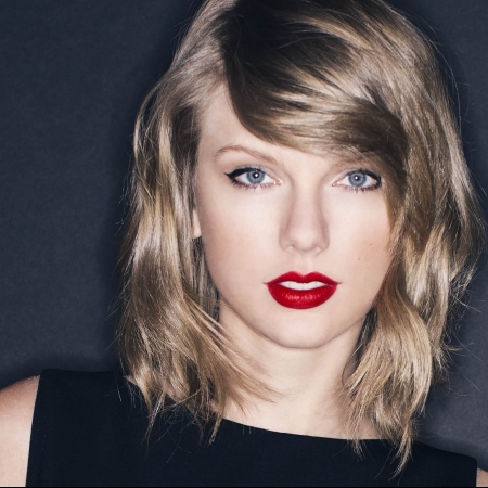 Red Taylor Swift
